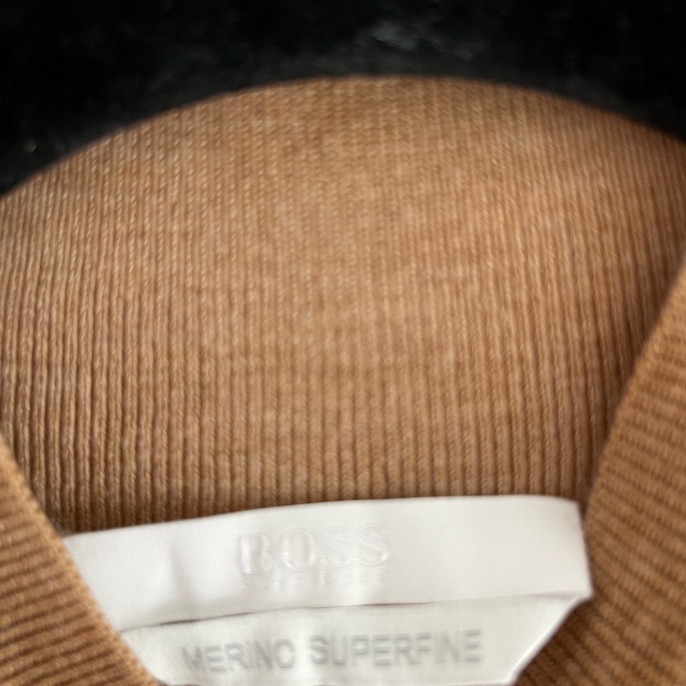 Hugo Boss Virgin Wool Top Size XS - Picture 10 of 16